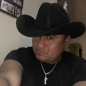 Meet your Posher, Benjamin